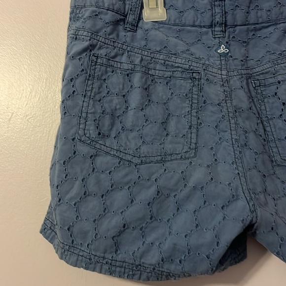 Prana Kittle Blue Eyelet Detail Shorts size 2 - Picture 9 of 15